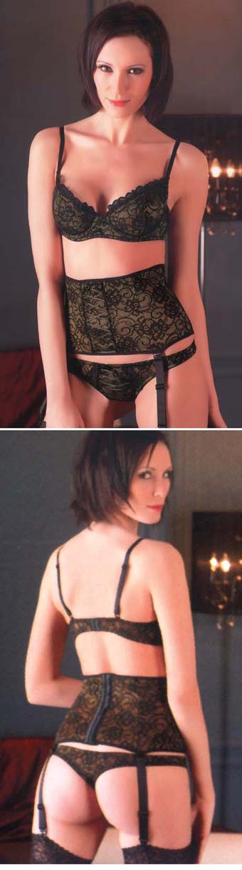 Serre-taille porte-jarretelles et soutien-gorge assorti